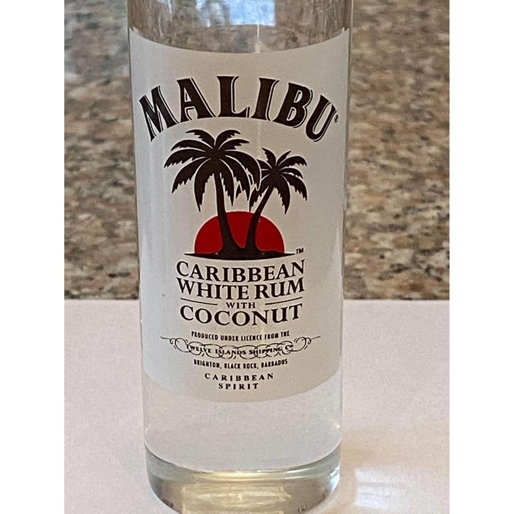 Double Shot Malibu Caribbean White Rum with Coconut‎ Shot Glass